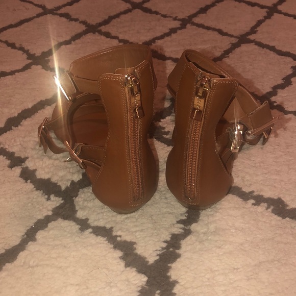 BCBGeneration gladiator sandals - Picture 2 of 6